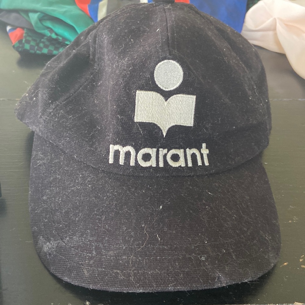 Isabel Morant hat